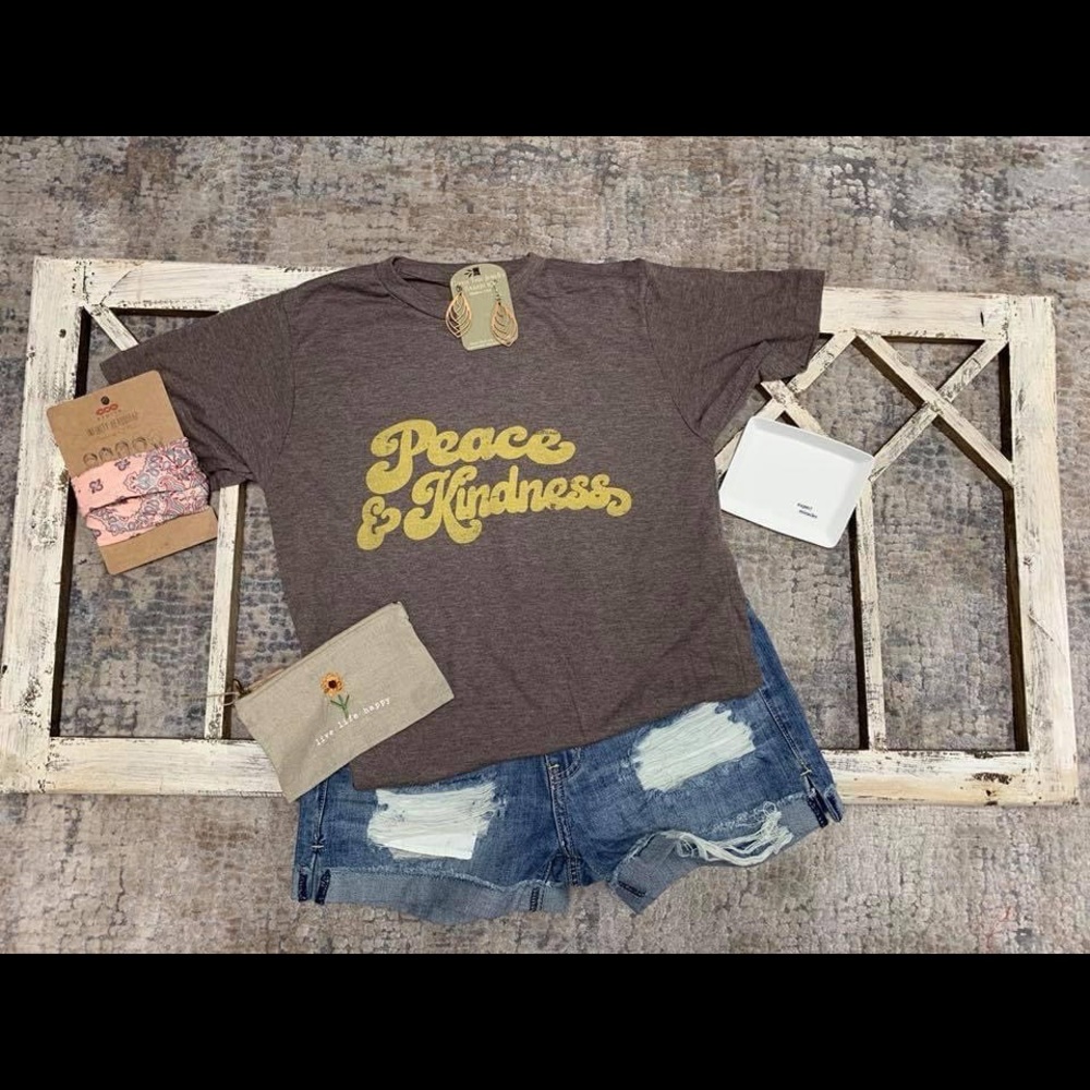 Boutique oversized comfy tee
